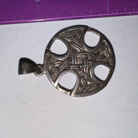Sterling Silver Circular Celtic Knot Pendant - Picture 13 of 16